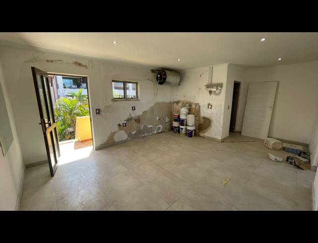 11 BEDROOM APARTMENT BLOCK FOR SALE IN BULWER